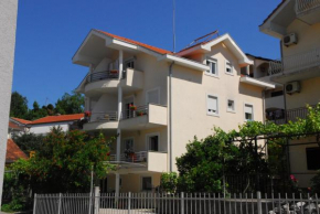 Отель Apartments Teodo  Тиват